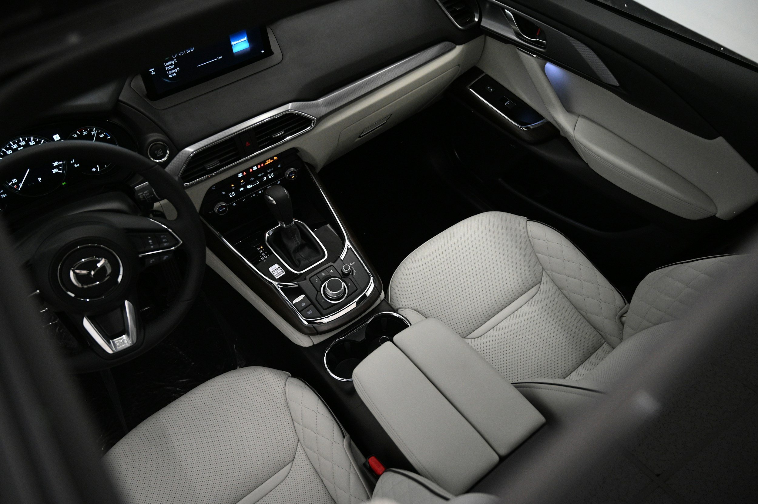5 Advanced Car Interior Technology That Improves Every Alfa Romeo Car Experience