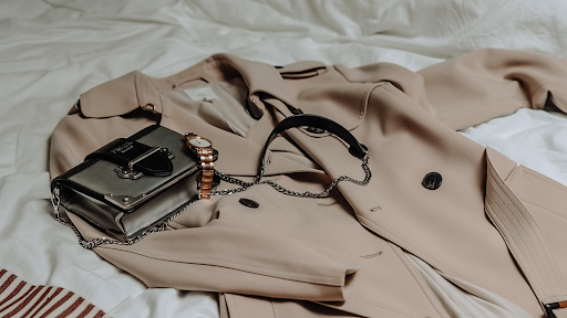 The Art of Luxury Accessories: Watches, Bags, and Timeless Style