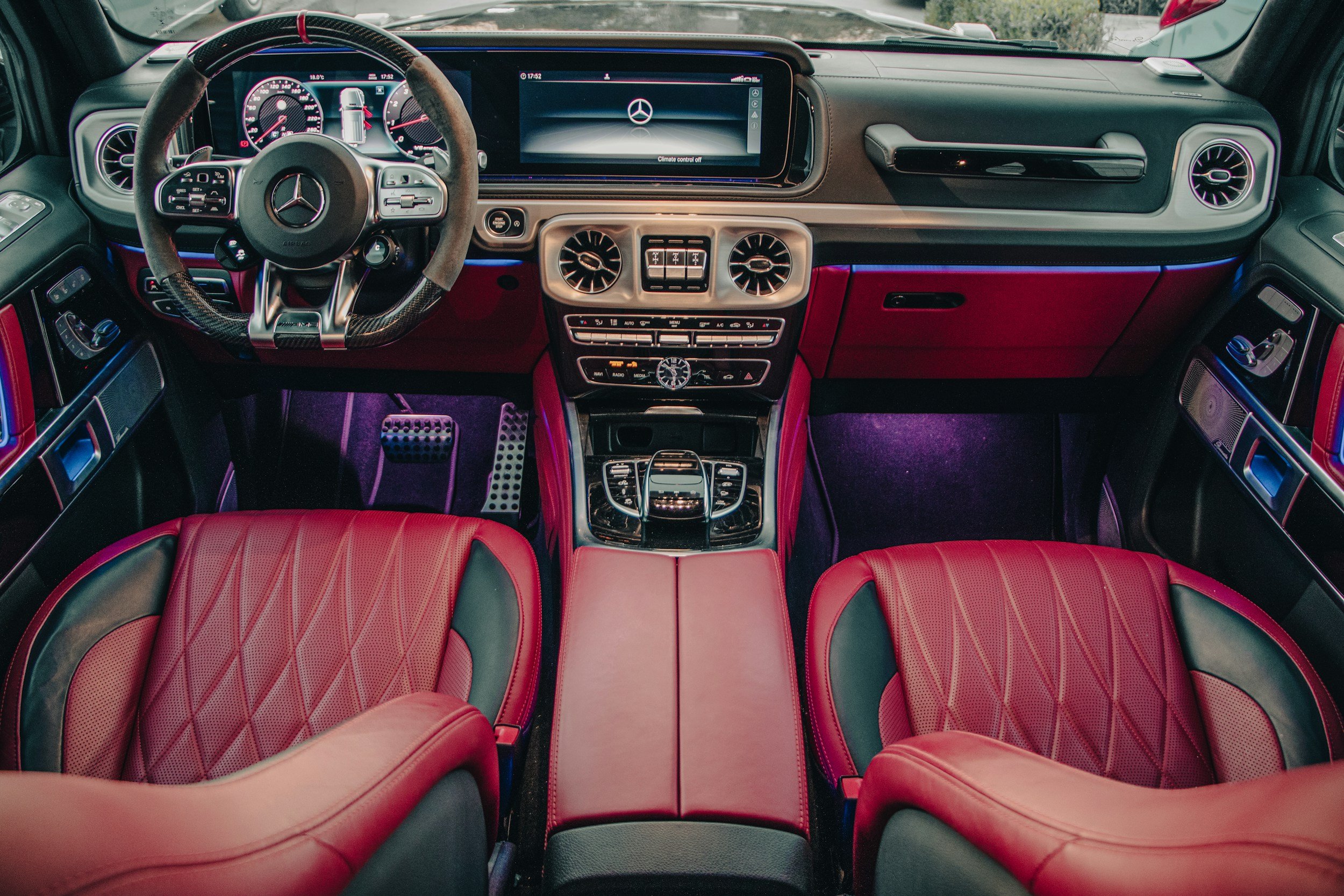 Supercar Style: The Ultimate Luxury Aesthetic Guide 