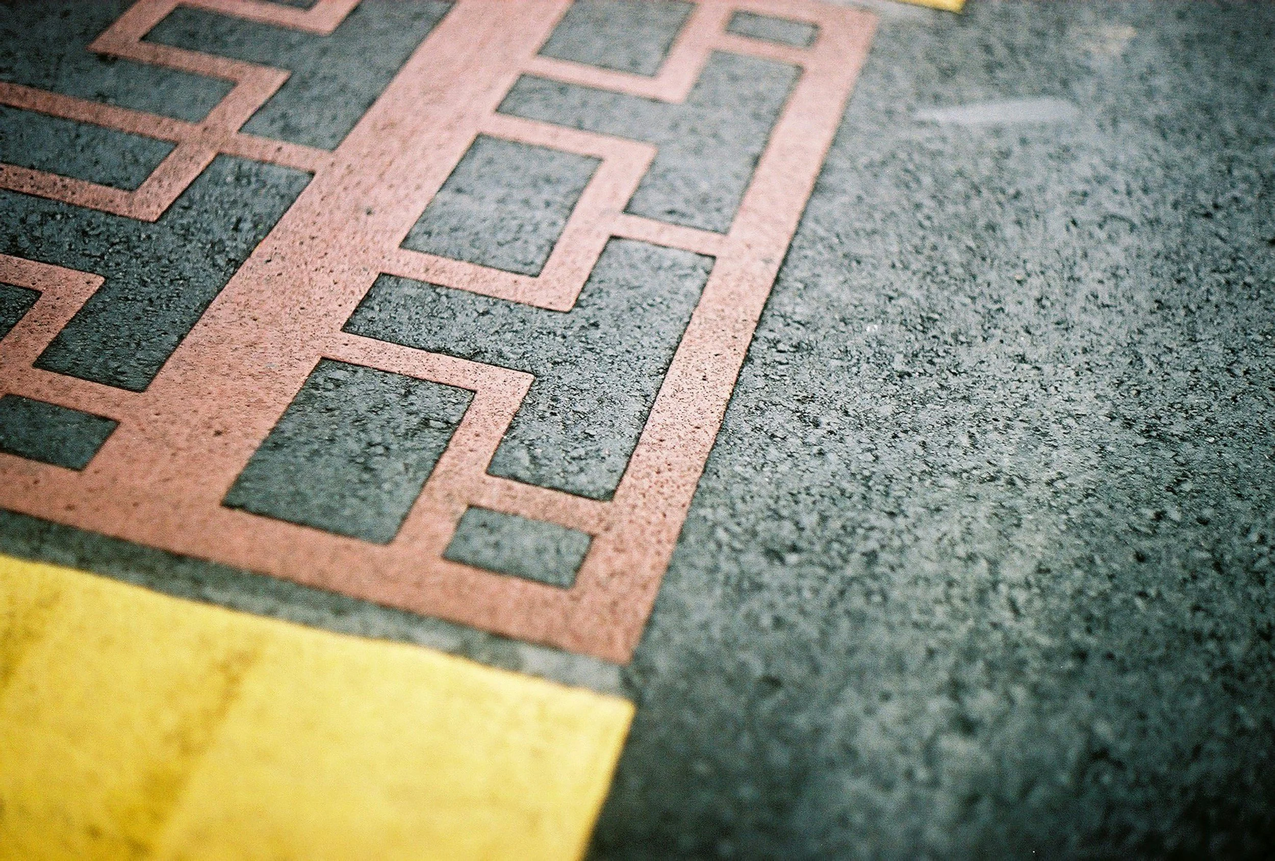 Exploring the Benefits and Applications of Grind and Seal Flooring in Modern Construction Projects