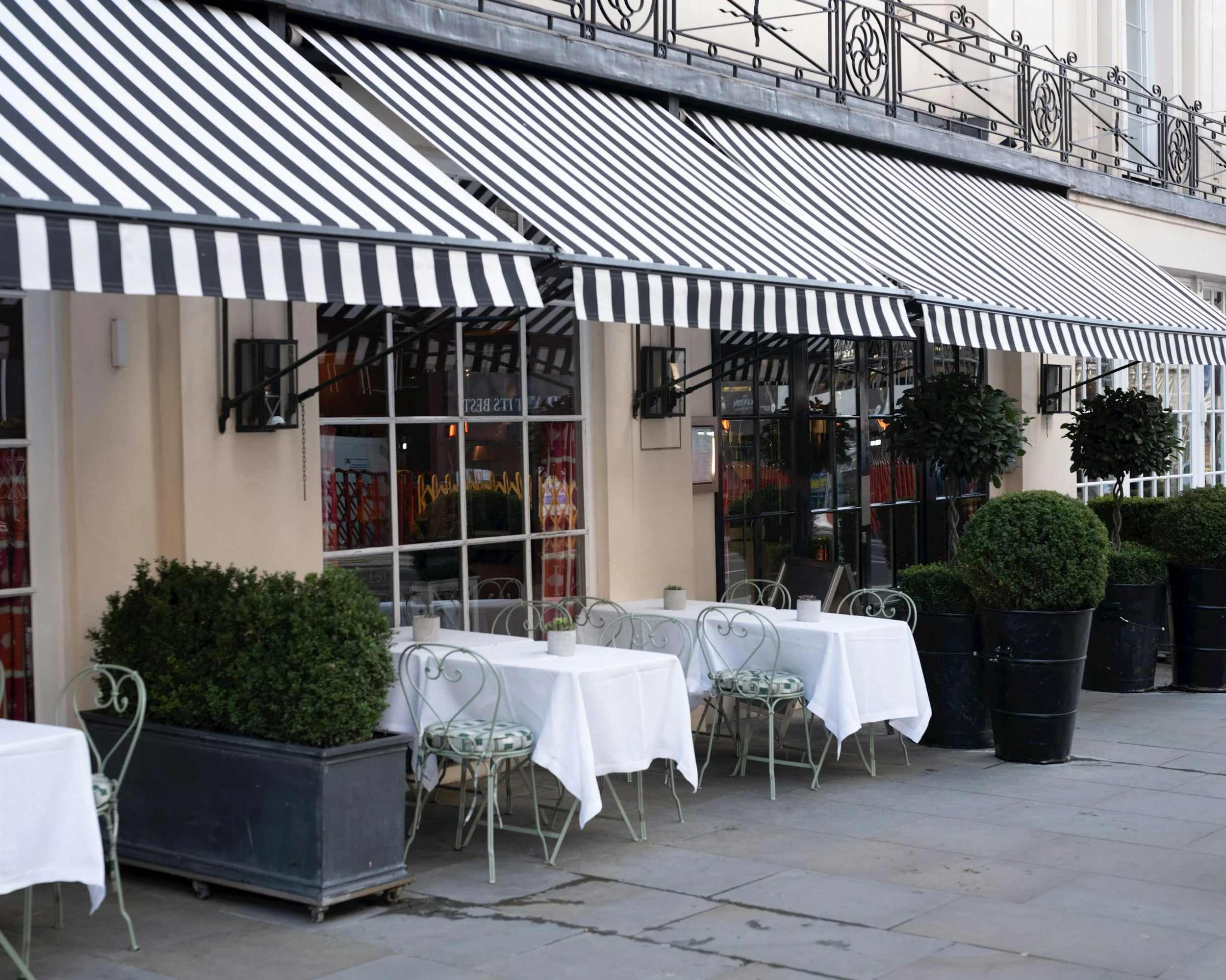How to Find High-Quality Awnings Near Me for Reliable Shade, Protection, and Outdoor Comfort