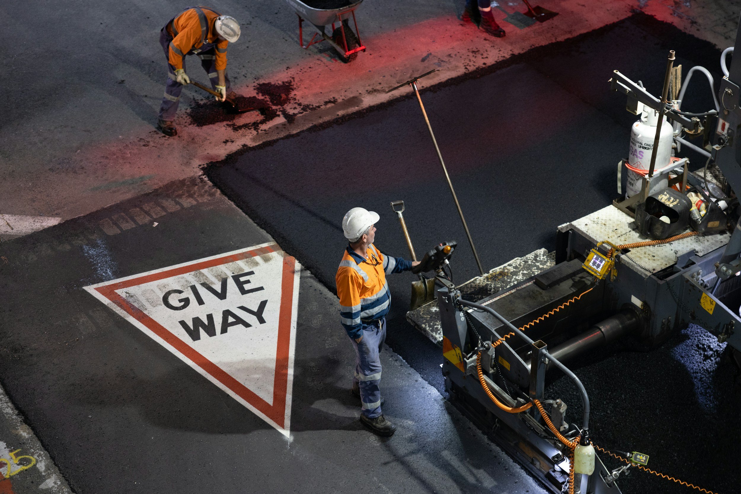 Complete Guide to Professional Asphalt Repair for Long-Lasting Surfaces