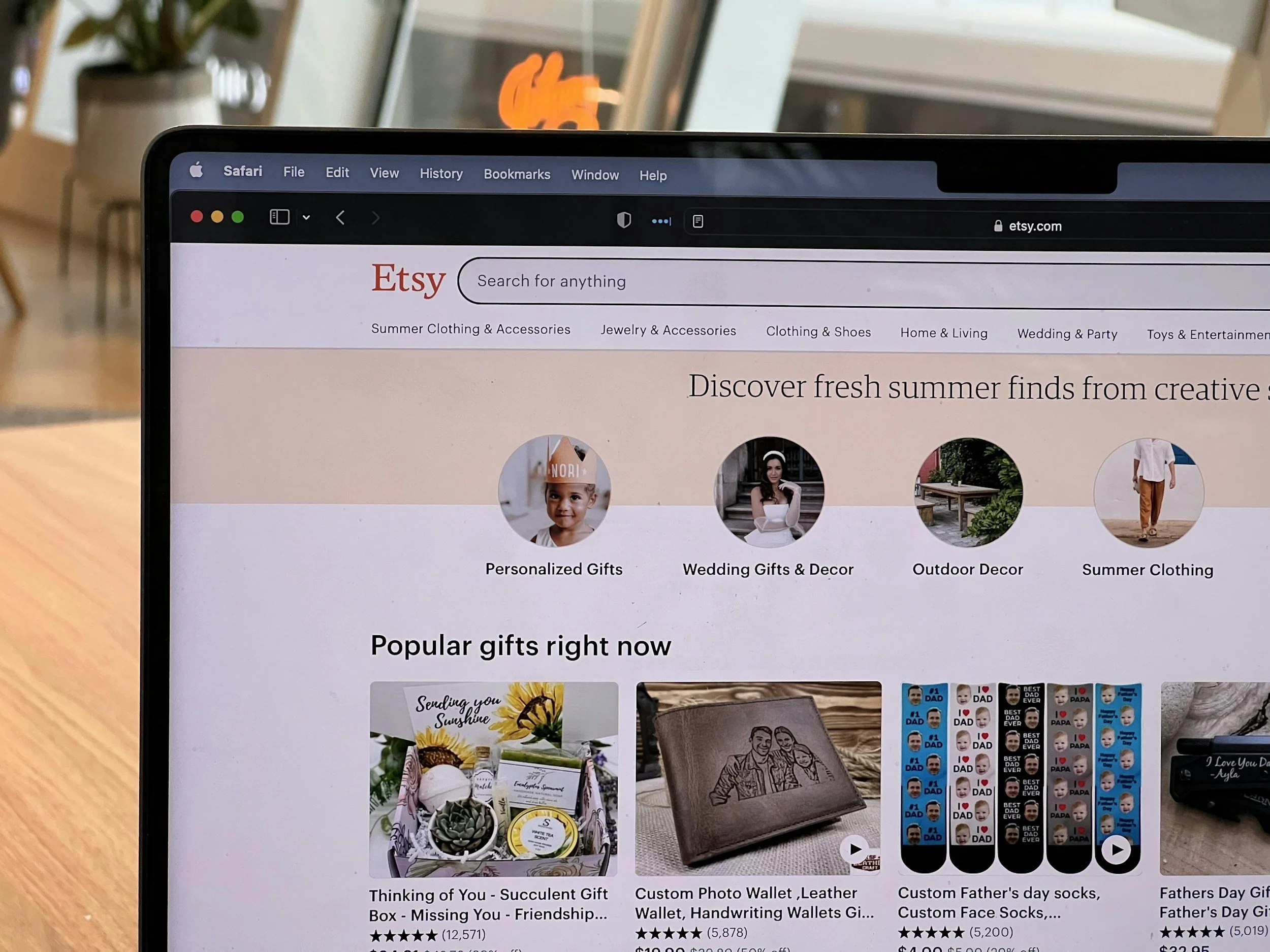 How to Tell If an Etsy Shop Is Dropshipping: A Complete Buyer’s Guide to Finding Authentic Handmade Products