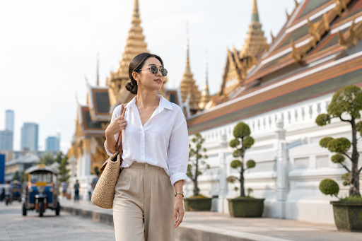 Bangkok's climate and dress codes: what your outfits have to handle