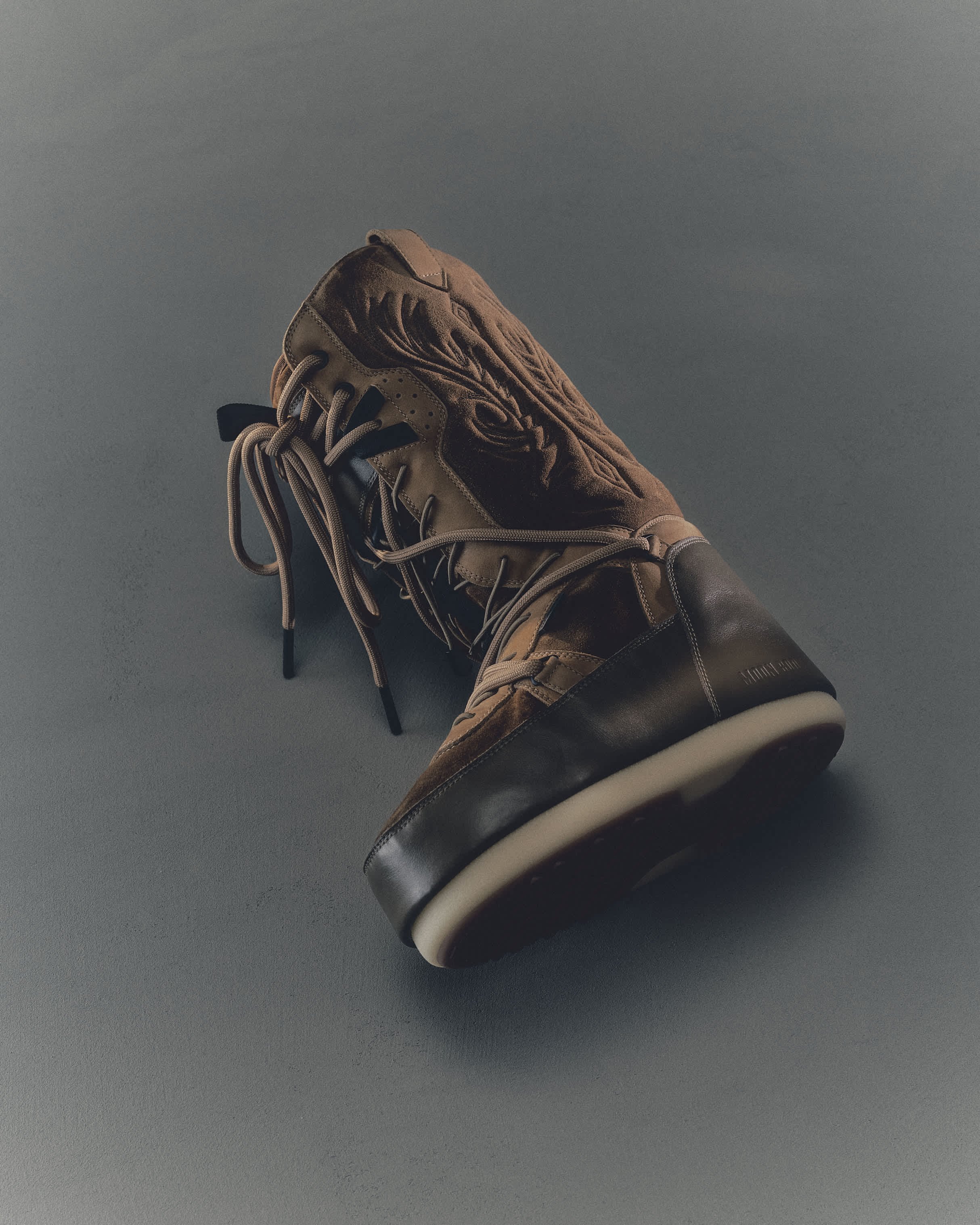 MONCLER + MOON BOOT ICON HIGH RODEO_00000001.jpg