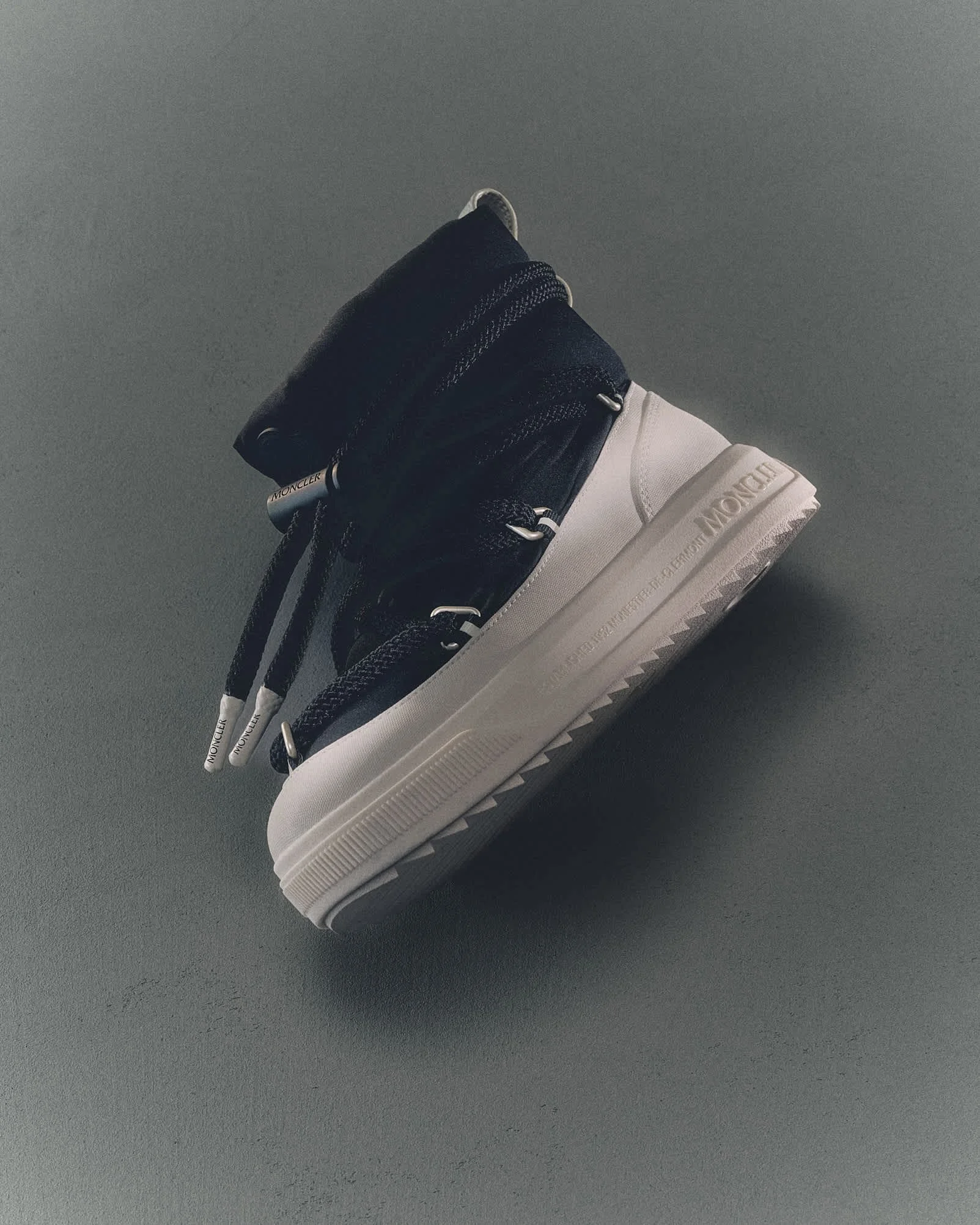 MONCLER ALTIVE MID_00000001.jpg