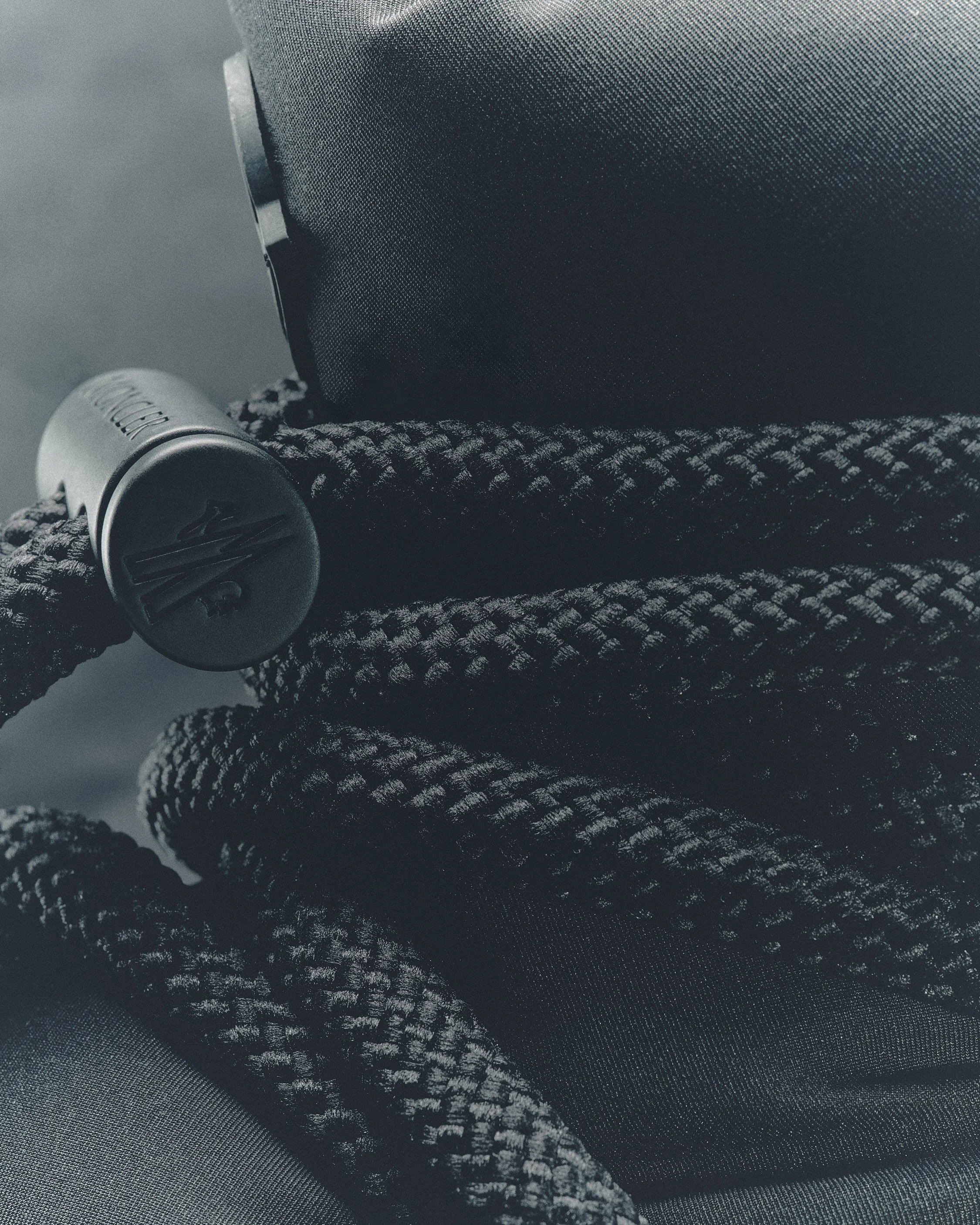 MONCLER ALTIVE MID_00000006.jpg