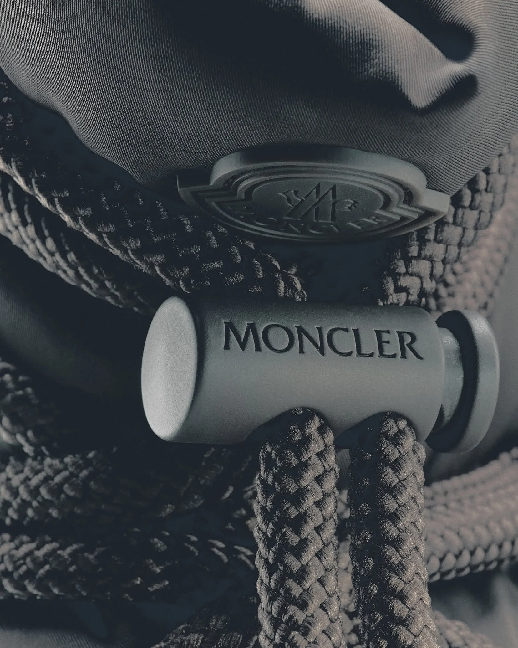 MONCLER ALTIVE MID_00000010.jpg