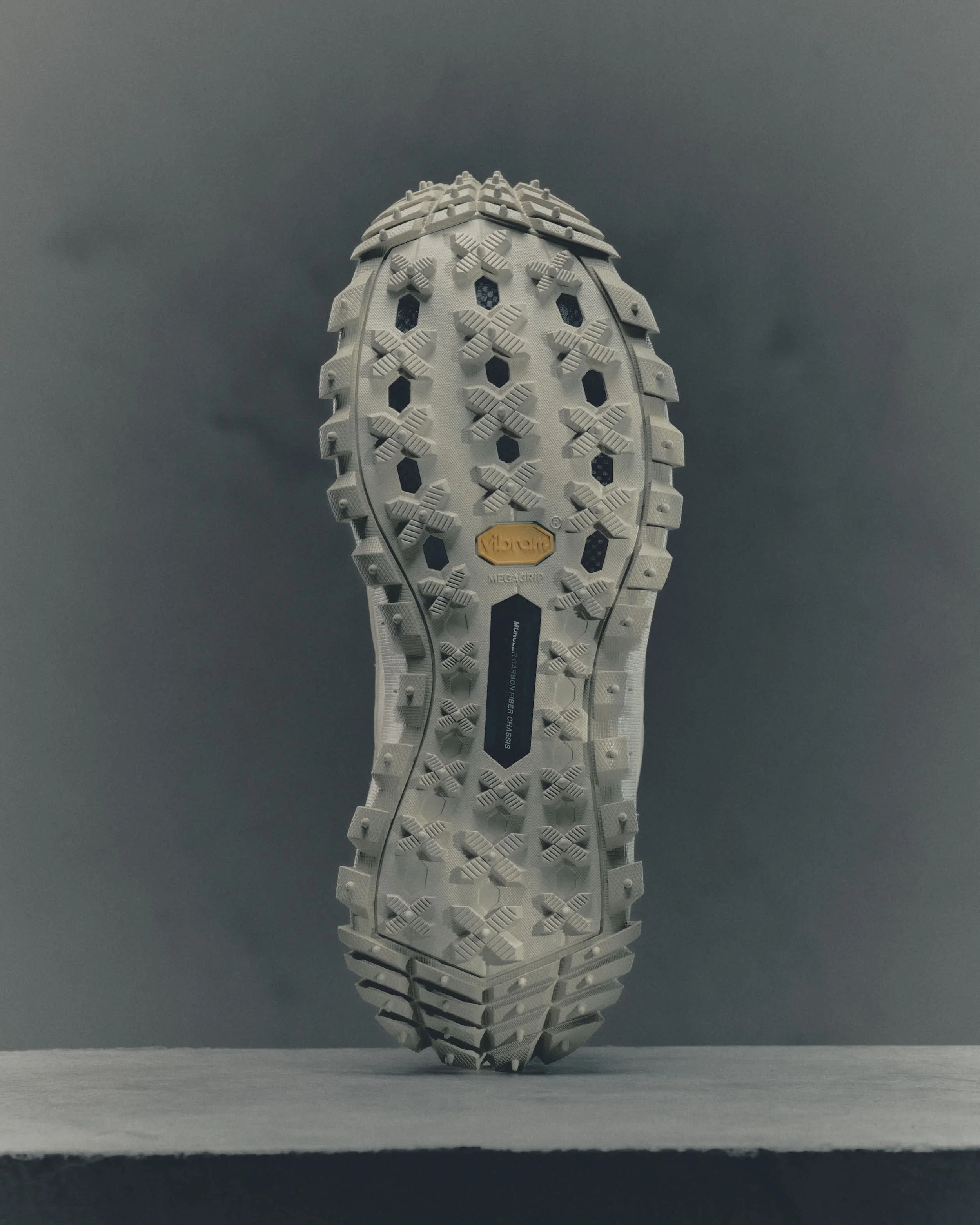 MONCLER TRAILGRIP APEX CRAFT_00000007.jpg
