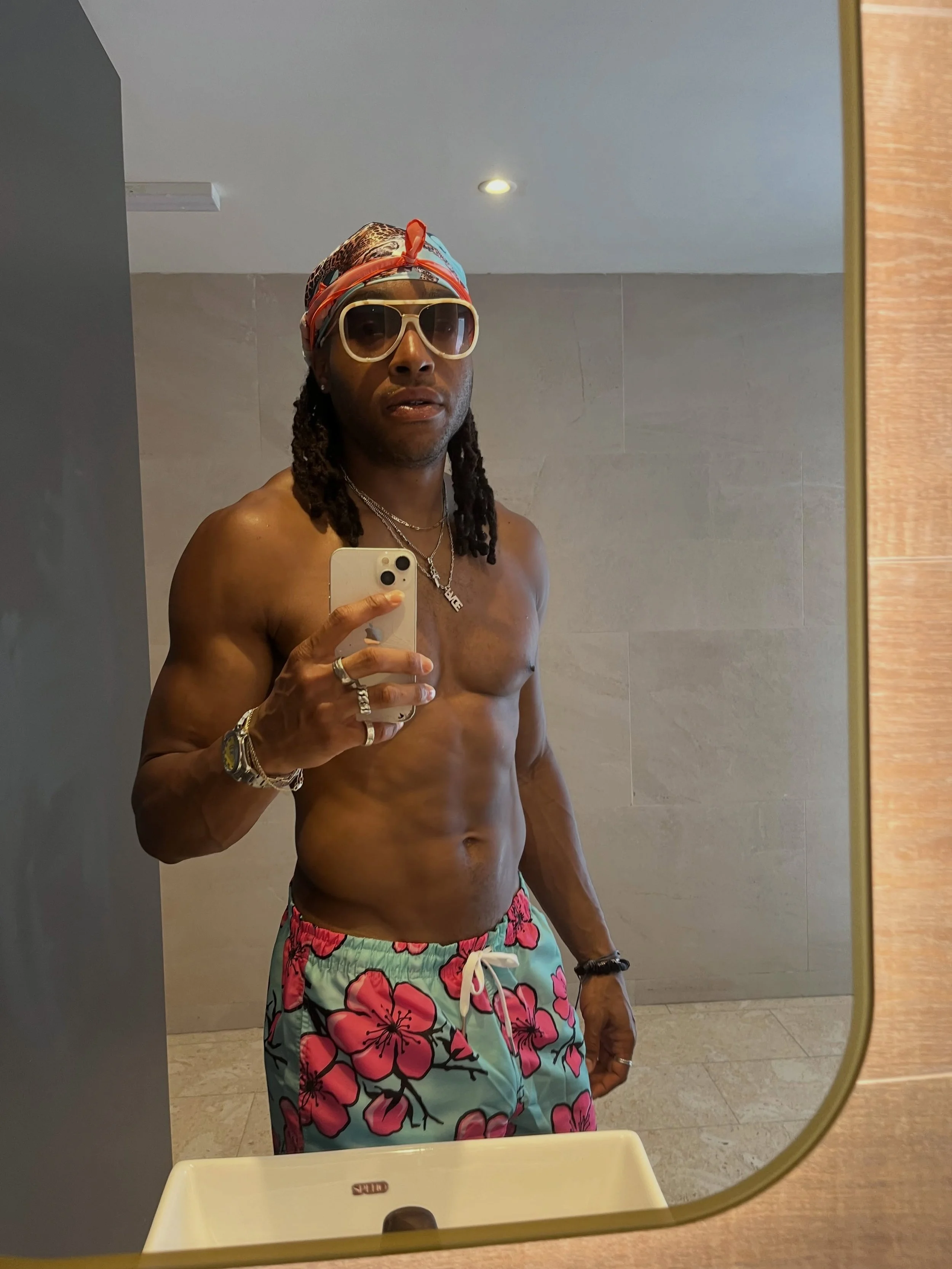 Dry Clean Only. Dem ready fi tumble&hellip; @reveriepage 

#linenset #linensandthings #jamaicajamaica #laundryday #travelfitness