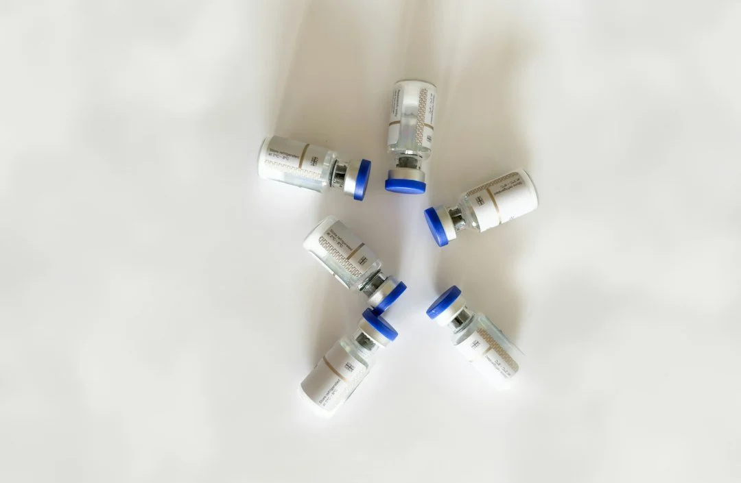 What to Consider When Evaluating Online Peptide Suppliers