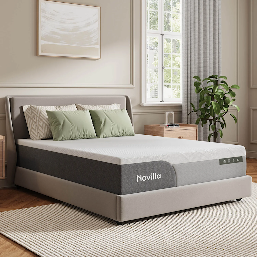Building a Bedroom Around a King Size Memory Foam Mattress Without Losing Its Style
