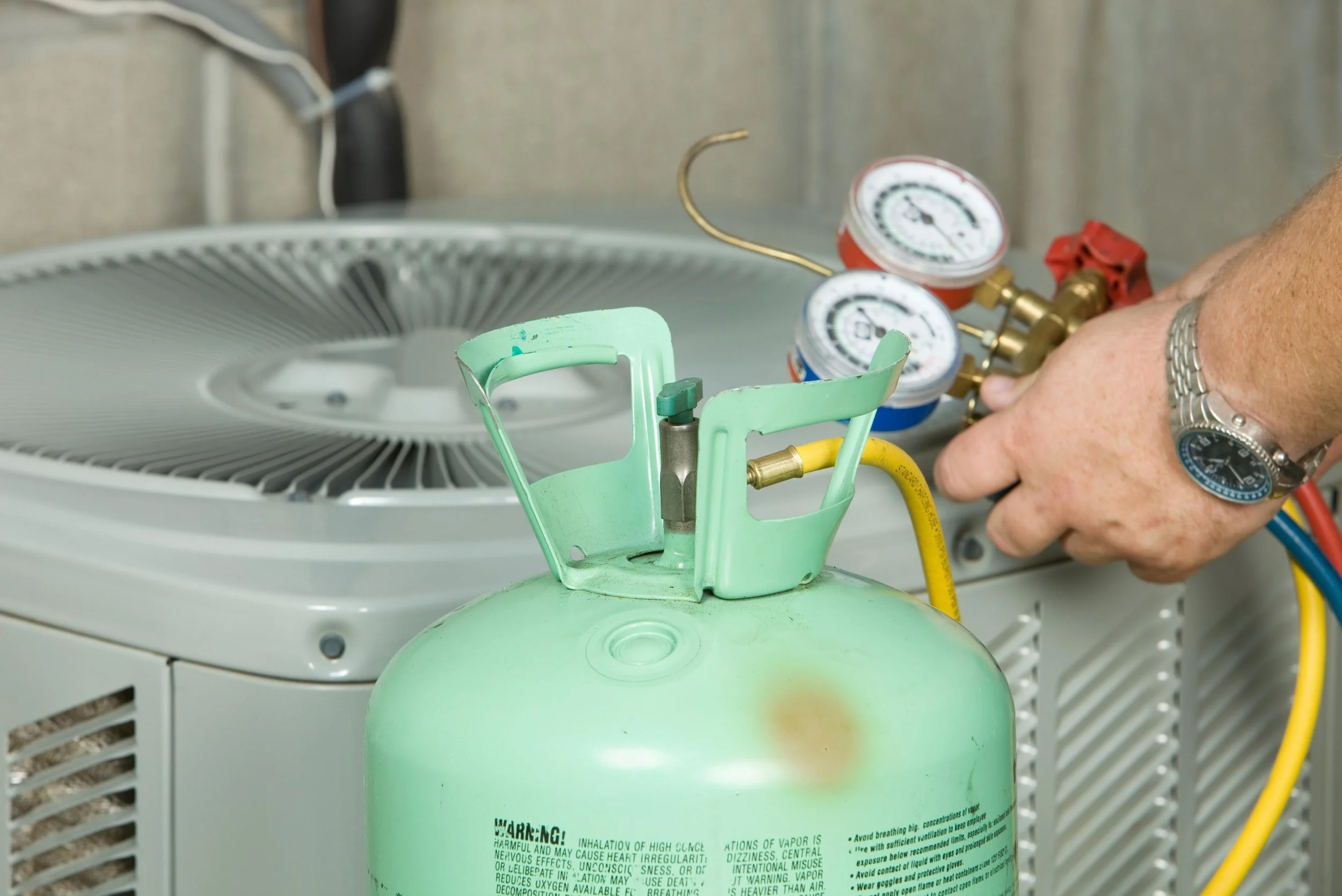 Refrigerant Chemistry 101: How Refrigerants Impact AC Performance in Schenectady