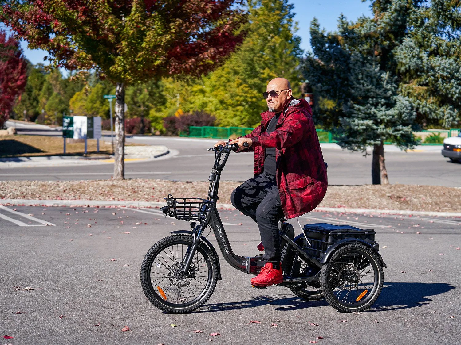 The Ultimate Commuting Companion: Discovering the Addmotor Citytri E-310 Etrike's Versatility
