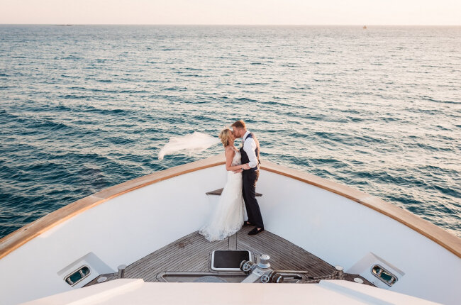 exclusive_yacht_weddings_cyprus-7-650x430_c.jpg