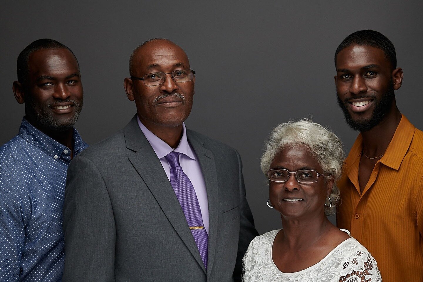 When your family portrait is your business portrait.
#familybusiness #newyorkcorporateheadshots #businessphotography #blackhistorymonth2021