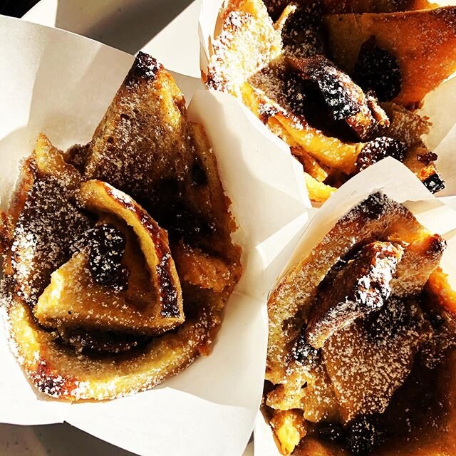 They're back by popular demand... Coffee raisin bread and butter muffin $4.5 morning tea sorted!
.

#saintflorian #coffee #goodfood #takeaway #breakfast #lunch #bakedgoods #drinks #strangetimes