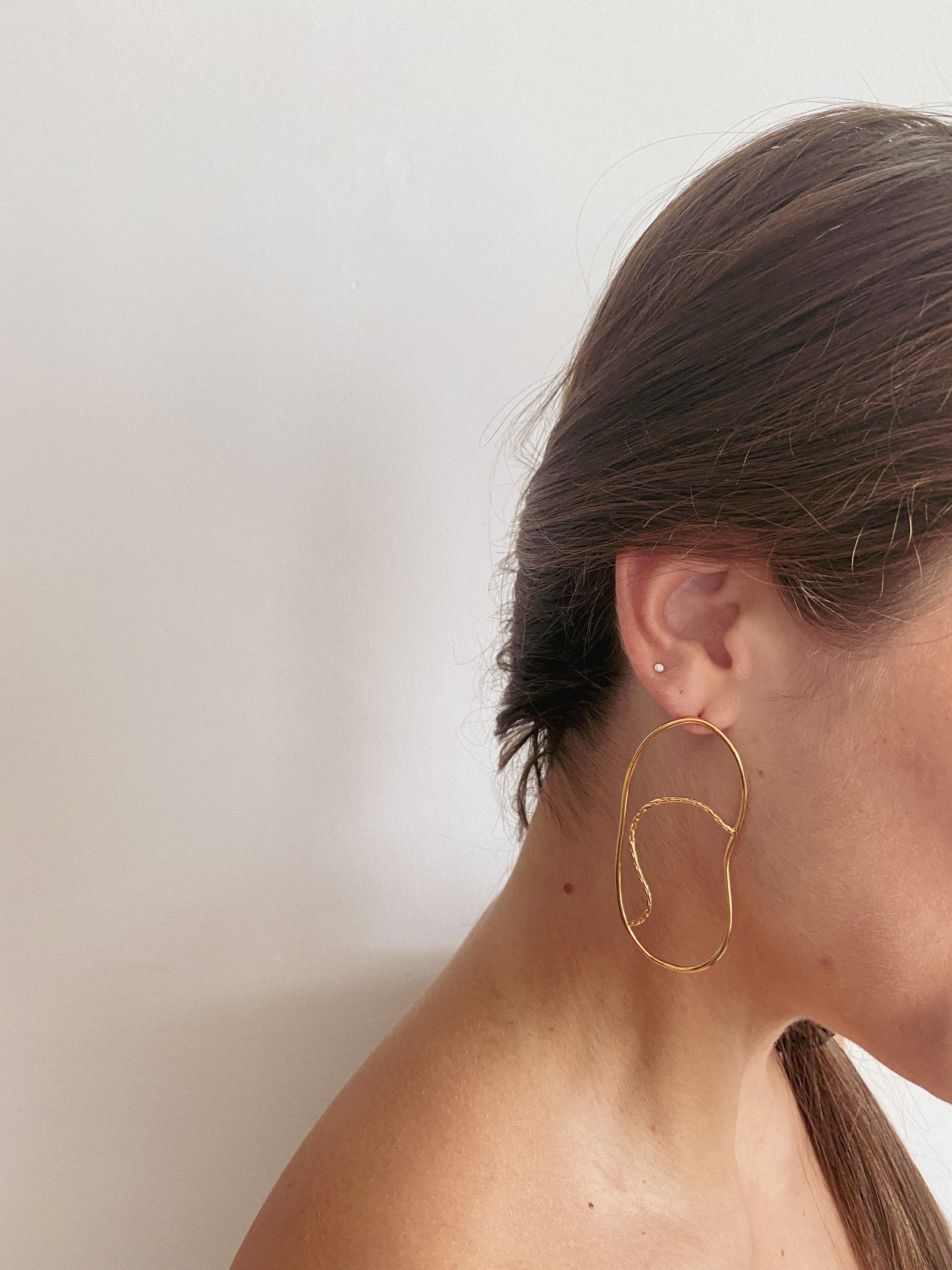 MILOS BO PRTEES 3.JPG