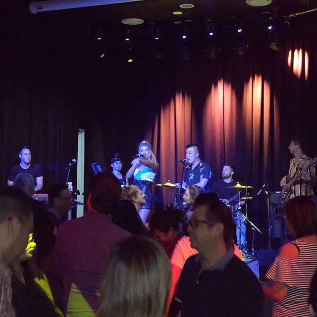 Crowd was on fire last night #latergram 🔥
.
.
.
#soulsteady #saturday #saturdaynight #gig #giglife #music #musicfam #livemusic #lovemusic #red #crew #selfie #band #jam #sydney #smile #fun #party #dance #sing #insta #instagood #instadaily #instalike