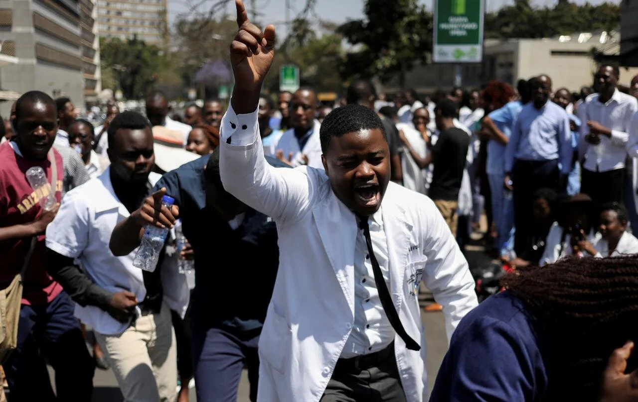 Zimbabwe: striking doctors hope to return to work