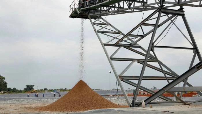 Zambia briefly detains boss of copper firm 