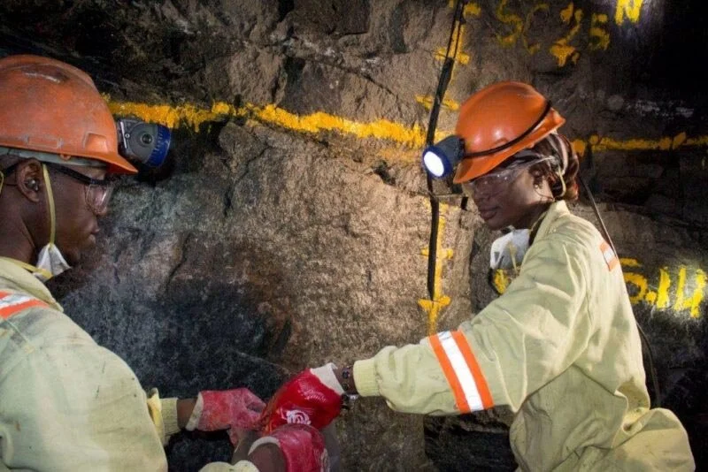 Corruption dents Zimbabwe's mining sector recovery