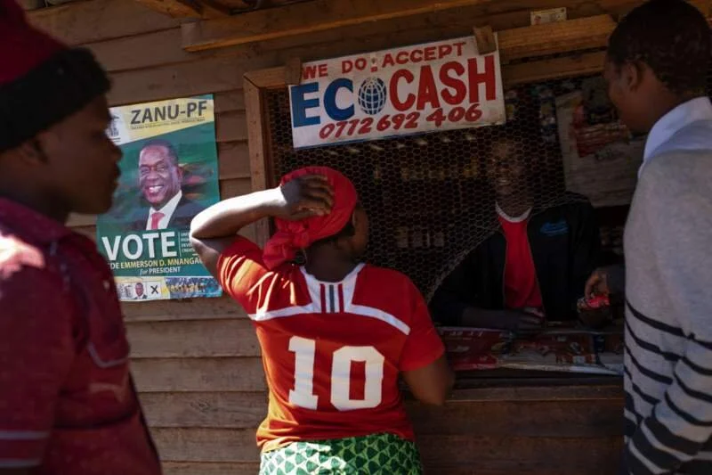 Limited mobile money payments allowed in Zimbabwe 
