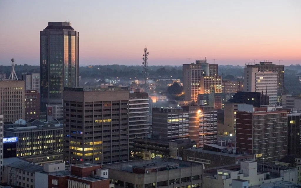 Old Mutual’s share price is key focus in Zimbabwe’s currency war 