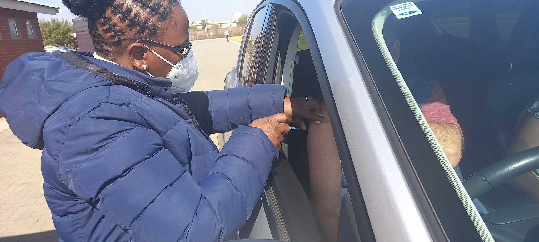 SA's drive-through vaccine centre: 'I feel safer'