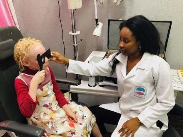 Mozambican eye health expert named hero