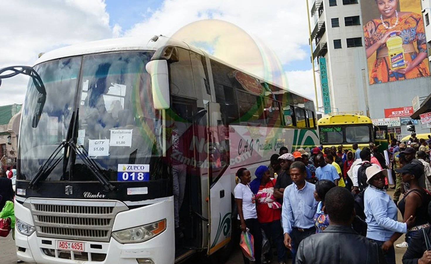 Zimbabwe: Commuters Left Stranded As Police Impound 6 000 Unregistered Vehicles