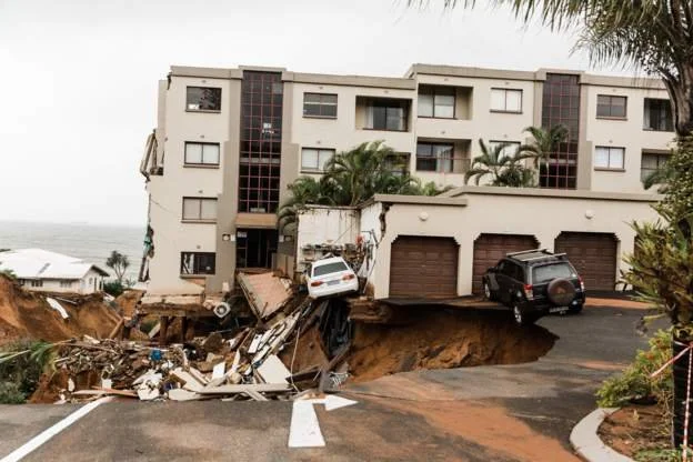 Hundreds evacuated in SA amid renewed flooding