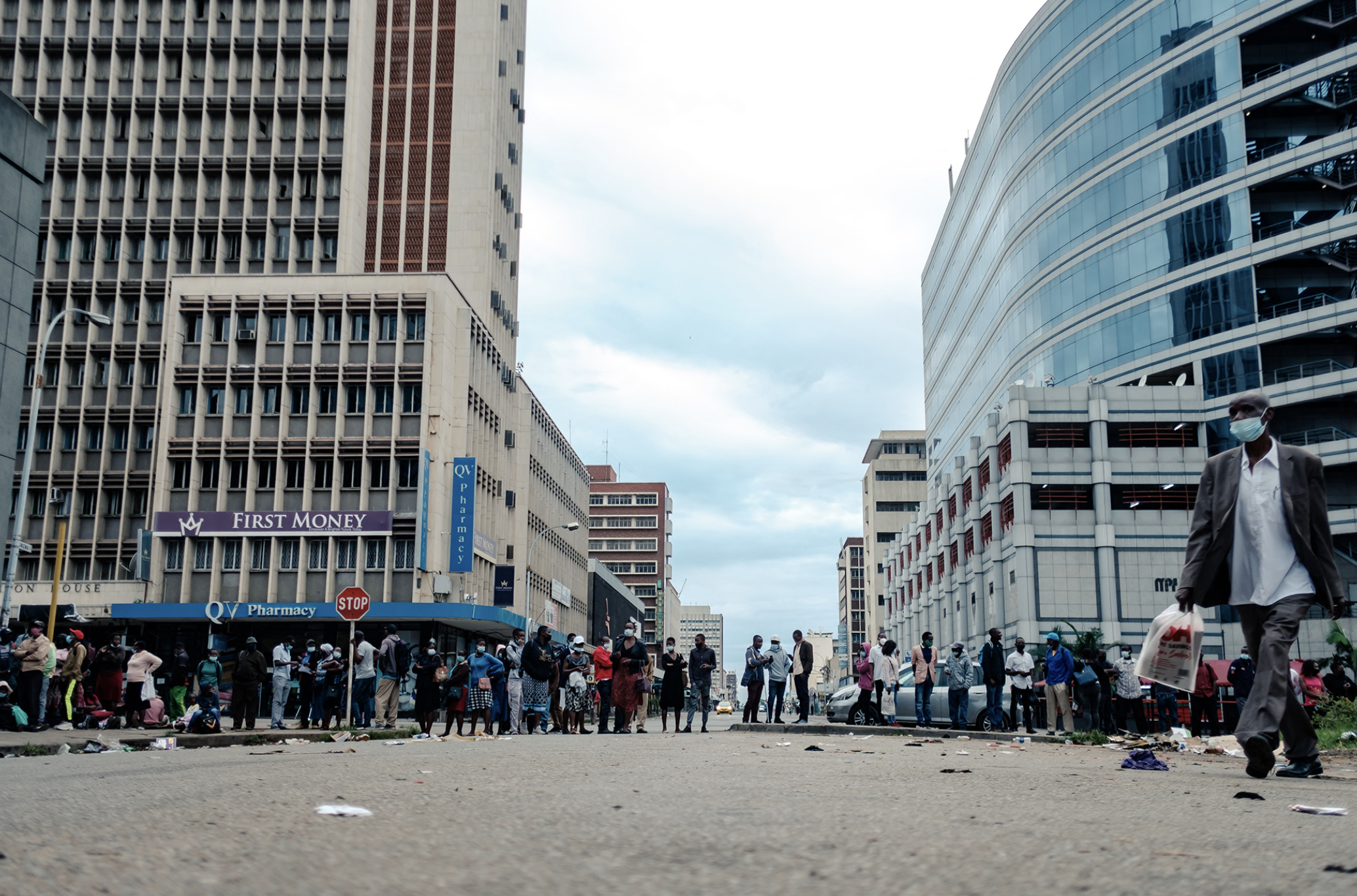 Zimbabwe civil servants on strike over pay