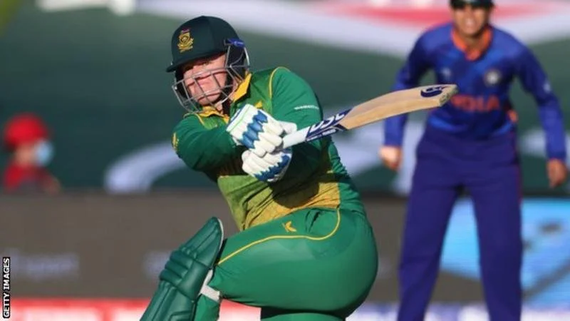 Lizelle Lee: Batter felt forced out of South Africa 'because of my weight'