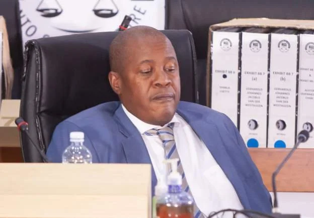 Arrested former SA rail bosses granted bail 