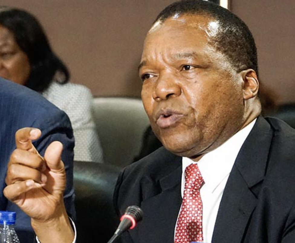 Zimbabwe Dollar Eases 6, 1 Percent At RBZ Auction