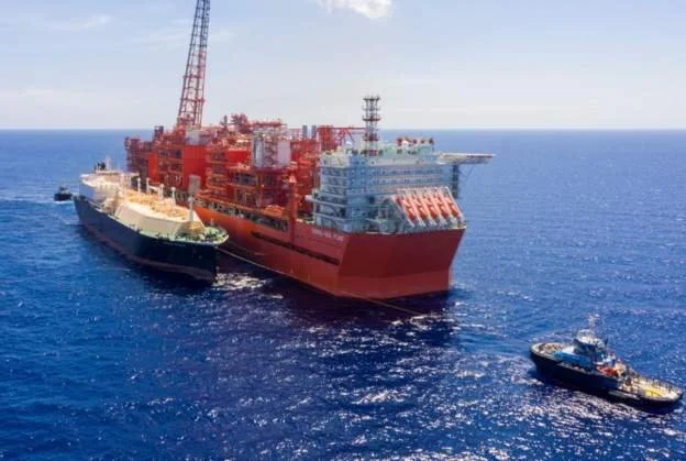 Mozambique ships gas to Europe for first time