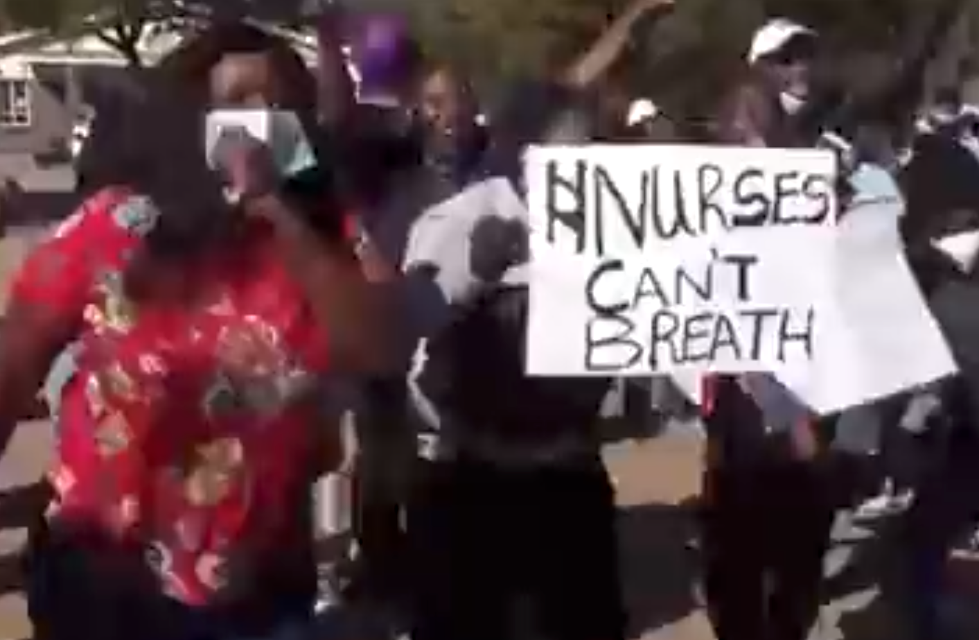 New law bans Zimbabwe health workers strikes