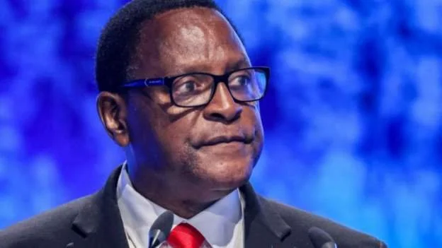 Malawi president reduces size of cabinet in reshuffle