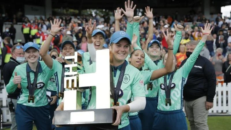 Dane van Niekerk: South Africa all-rounder out of Women's T20 World Cup squad over fitness issues