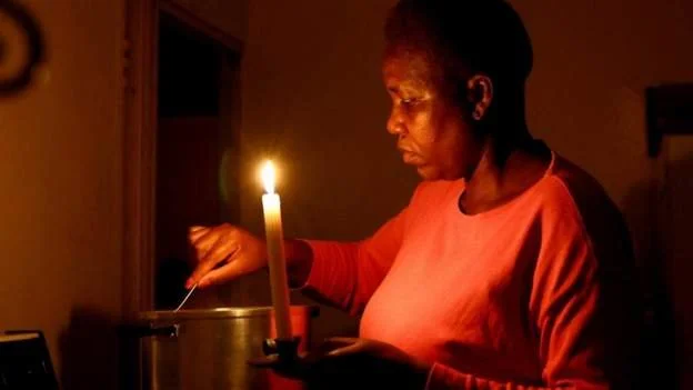 S Africa electricity company steps up power cuts