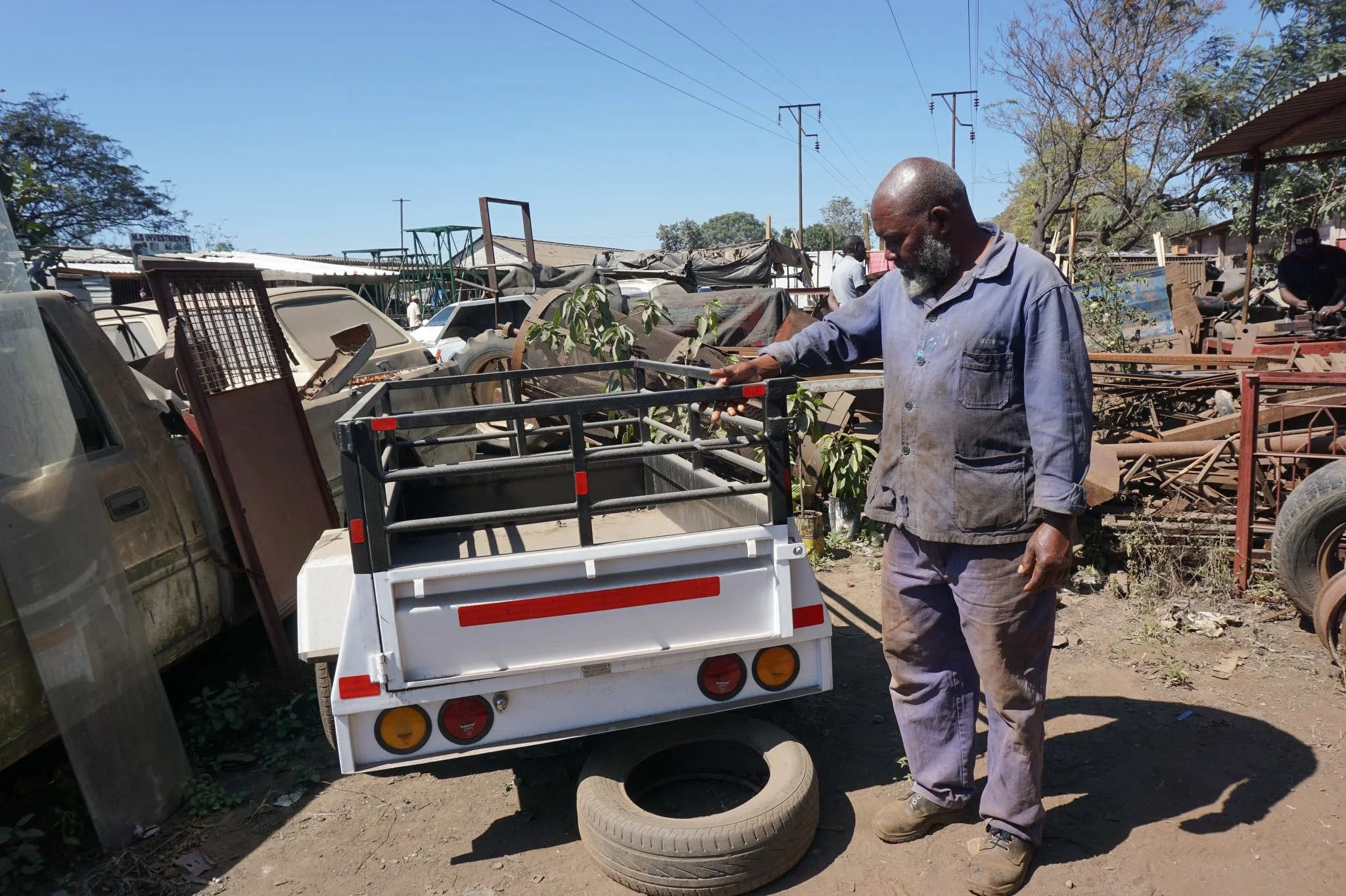 Small Businesses Struggle to Adapt to Zimbabwe’s Frequent, Erratic Power Cuts