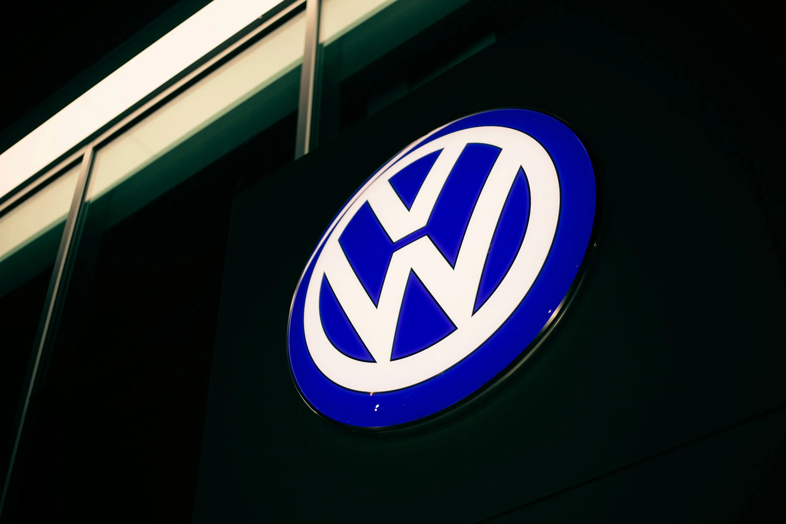 Volkswagen to invest $210 mln in South African plant