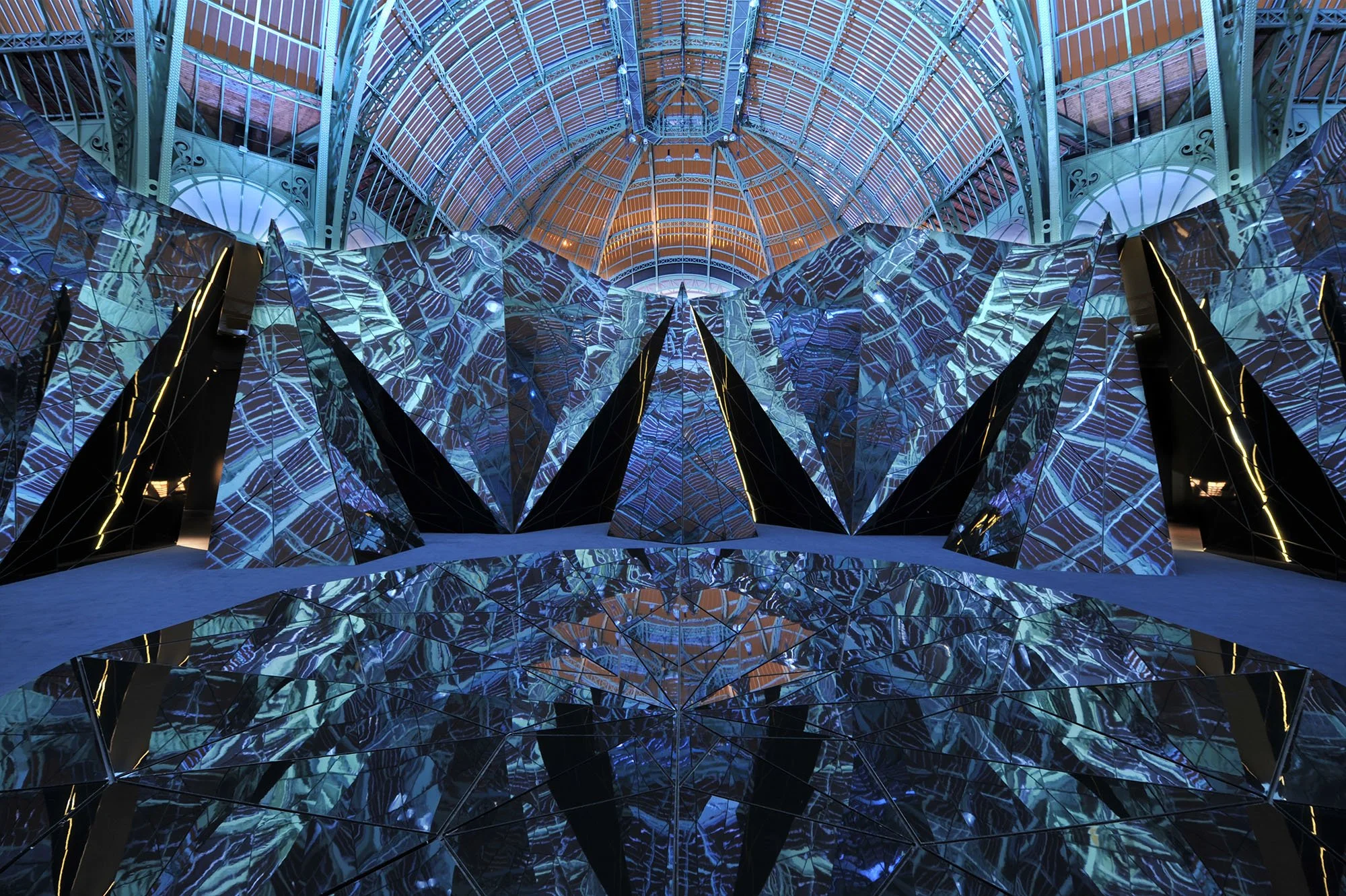 Bulgari-Grand-Palais-diamand-noir.jpg