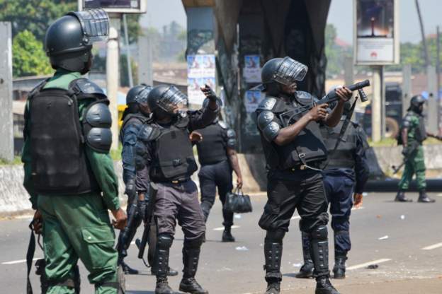 Guinea: Security Forces Shoot Protestor Dead