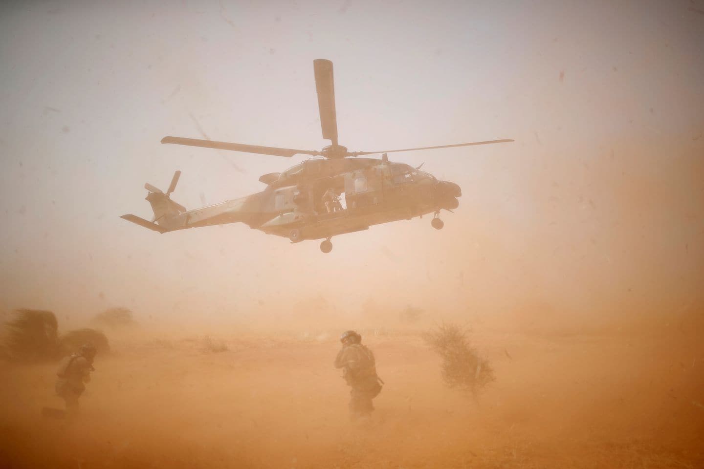 Mali: French Soldiers Killed in Helicopter Crash