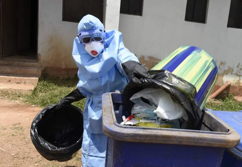 Nigeria quarantines 292 people after Lassa fever deaths
