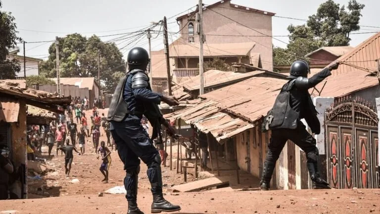 Guinea’s president delays controversial referendum 