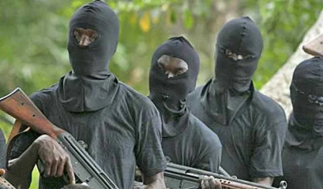 Gunmen kill dozens in Nigeria attack