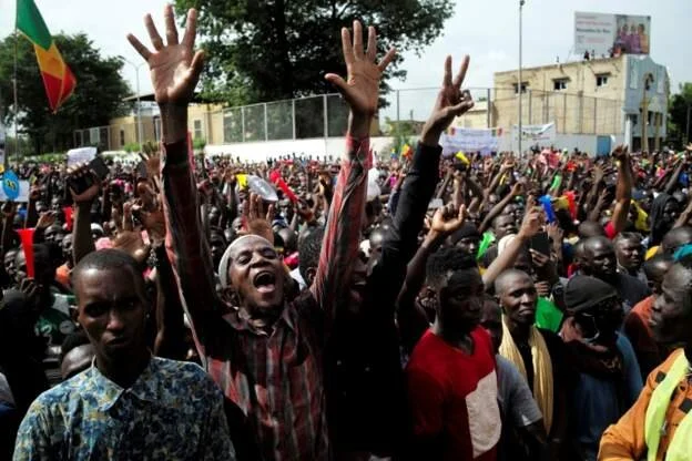 Mali mediators call for power-sharing government